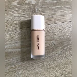 LAURA MERCIER Real Flawless Weightless Foundation - NEW WITHOUT BOX